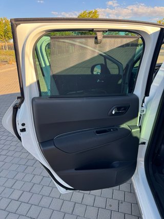 Peugeot 3008 2013