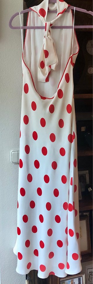 Rebajadísimo Vestido largo lunares rojos