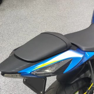 ASIENTO TRASERO SUZUKI GSXR 600 750 1996-2000