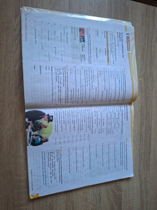 Synchronize 3 Workbook (Spain)