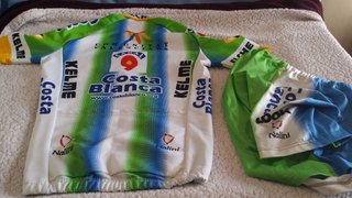 Conjunto completo ciclismo KELME - INFANTIL