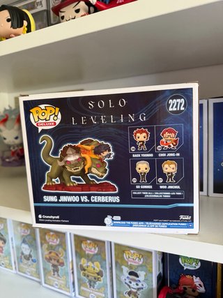 Funko Pop! Solo Leveling Sung Jinwoo vs. Cerberus