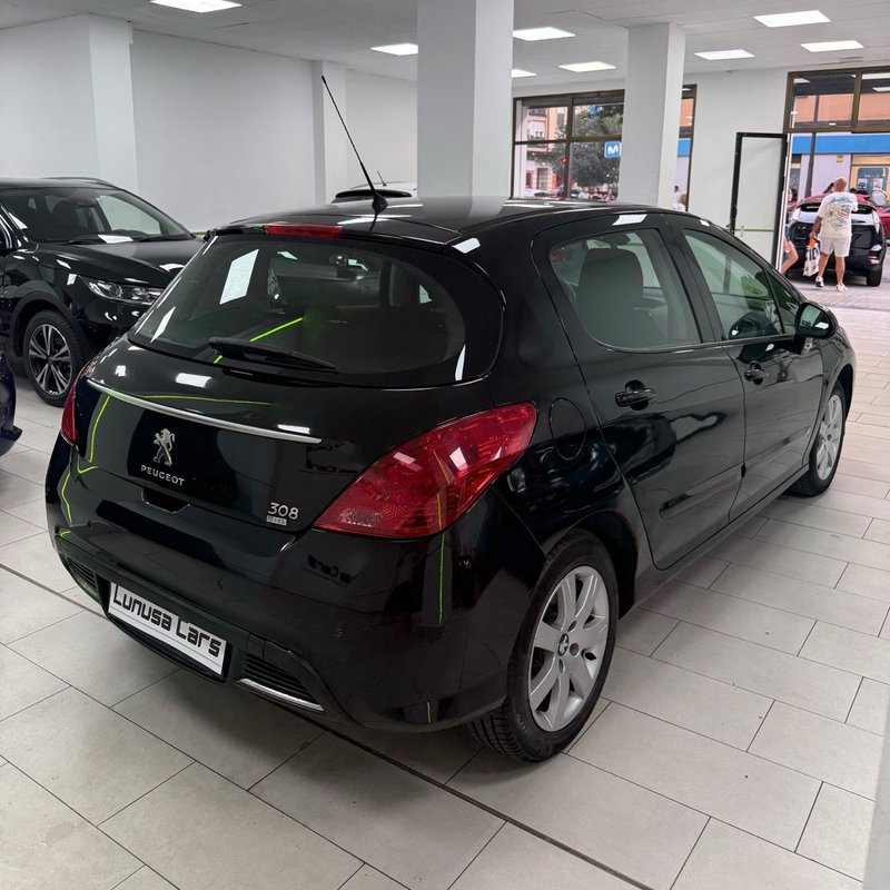 Peugeot 308 2013, foto 8