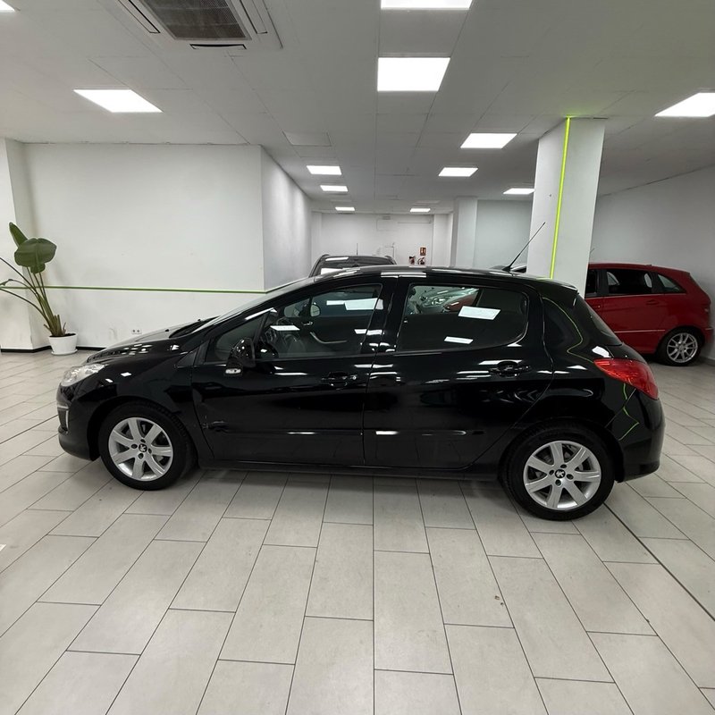 Peugeot 308 2013, foto 5