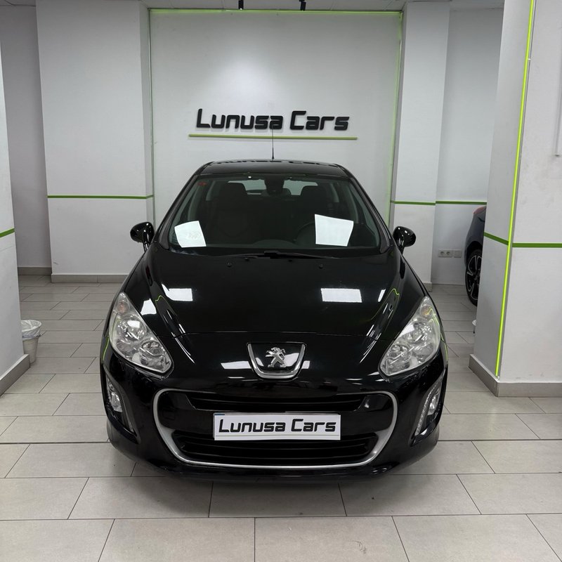 Peugeot 308 2013, foto 2