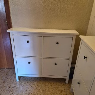 Zapatero blanco de madera