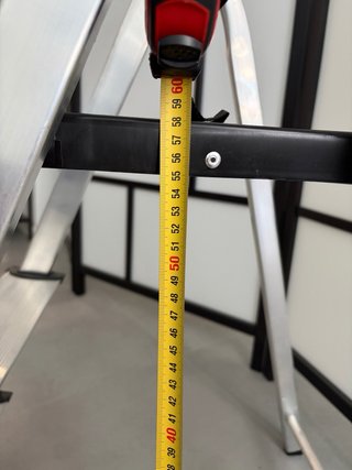 Escalera plegable de aluminio