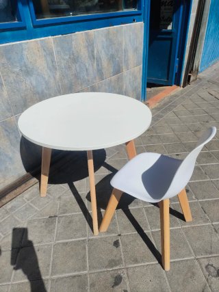 Mesa infantil redonda IKEA 640513971