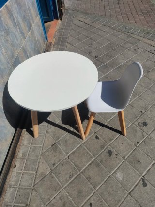 Mesa infantil redonda IKEA 640513971