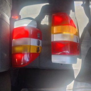 Juego Pilotos Traseros Opel Frontera