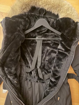 Chaqueta Zara Talla S con Capucha y Cinturón