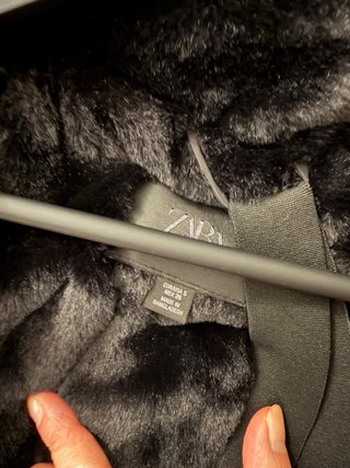 Chaqueta Zara Talla S con Capucha y Cinturón