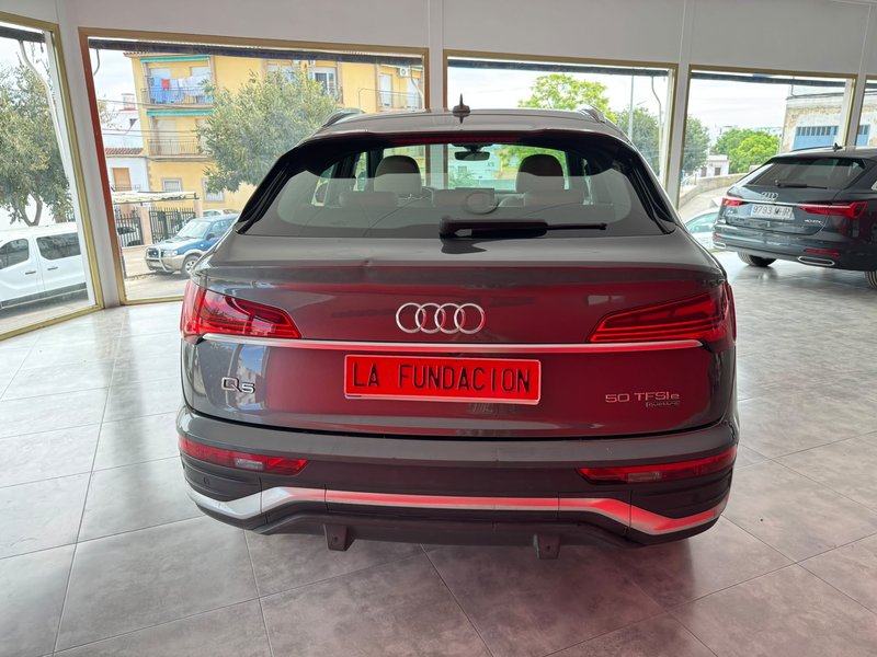 Audi Q5 2022, foto 13