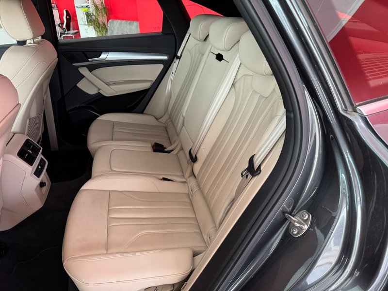 Audi Q5 2022, foto 17