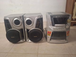 Equipo de Sonido Panasonic 5 CD Changer