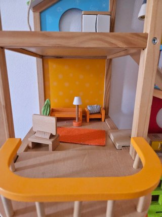 Casa de madera para niños/as con accesorios Hape