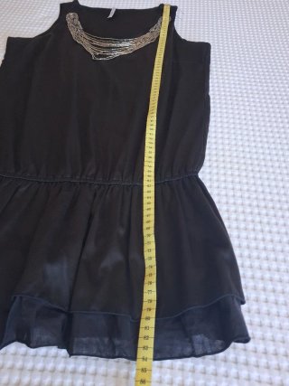 Vestido negro seda con pedrería estilo boho