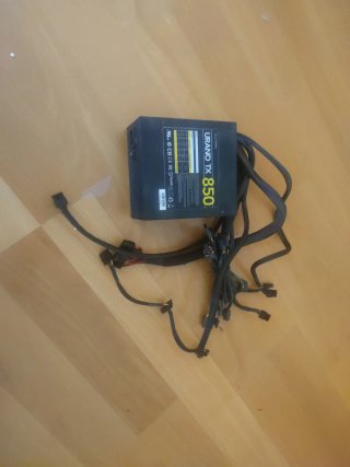 Fuente Alimentación URANO TX 850W