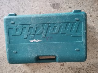 Martillo Makita con cinceles