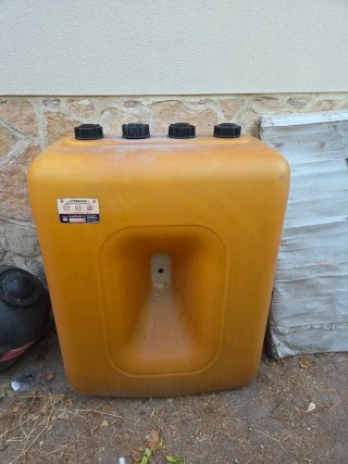 Tanque combustible 800L naranja