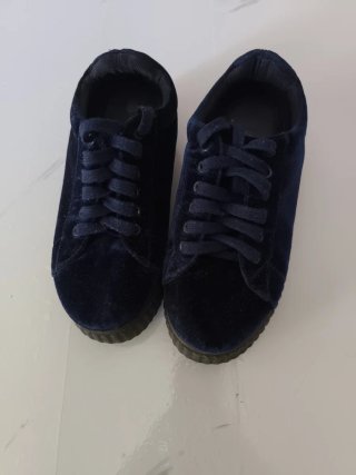 Zapatos de terciopelo azul
