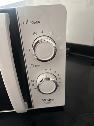 Microondas Orbegozo MI 2115 700W
