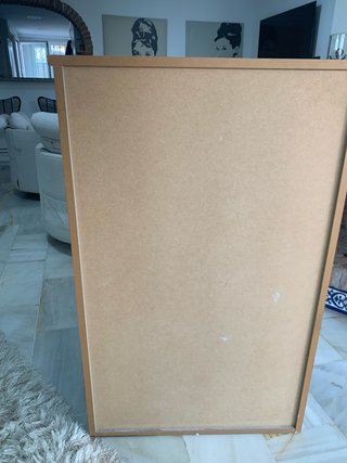 Cómoda de 5 cajones gris