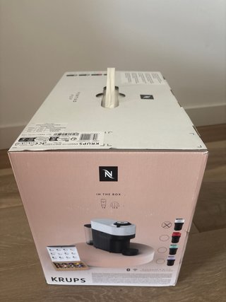 Cafetera Nespresso Vertuo Pop Nueva en su caja