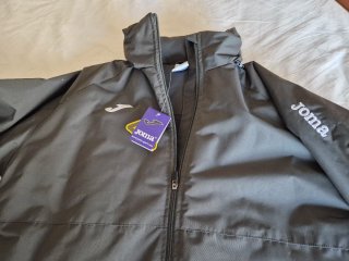Chaqueta Joma de abrigo gris a estrenar. Talla S
