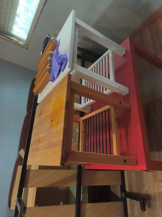 Mesitas de noche de madera y metal