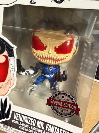 Funko Pop Venomized Mr Fantastic 689