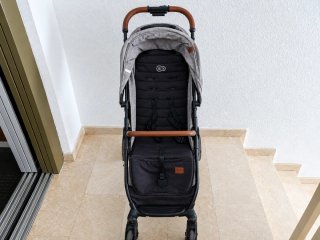 Silla de paseo bebé Kinderkraft gris y marrón