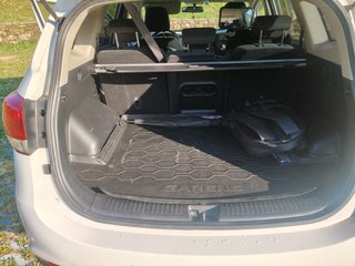 Kia Carens 1.6 GDI 135 CV · 120.000 km · Gasolina