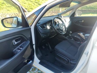 Kia Carens 1.6 GDI 135 CV · 120.000 km · Gasolina