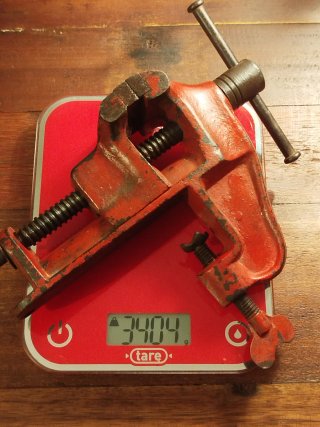 Tornillo de banco antiguo