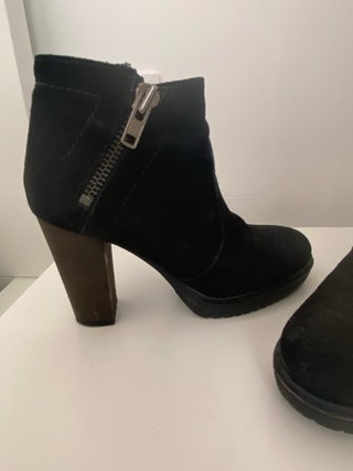 Botines negros tacón
