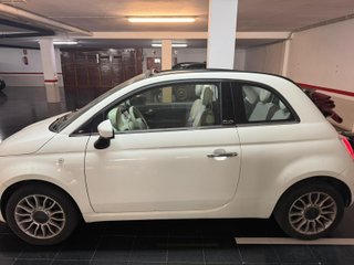 Fiat 500 Blanco con Capota Roja ¡Precioso!