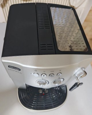 Macchina Caffè DeLonghi Magnifica -ottime condiz.
