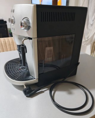 Macchina Caffè DeLonghi Magnifica -ottime condiz.