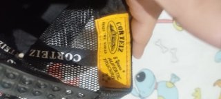 Gorra Corteiz Negra con Estrellas