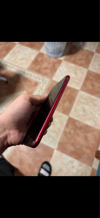 iPhone 11 Rojo