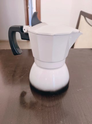 Cafetera Italiana Blanca Jata