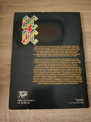 Libro AC/DC Malcolm Dome 1982