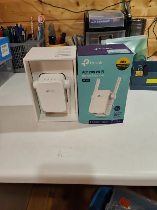 TP-Link AC1200 Wi-Fi Range Extender RE305