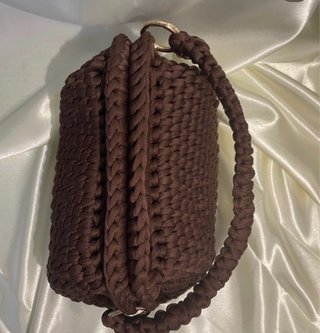 Borsa a tracolla uncinetto 20cm marrone