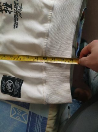 Sudadera blanca bordado japonés grullas