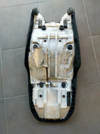 Asiento Yamaha FZ6