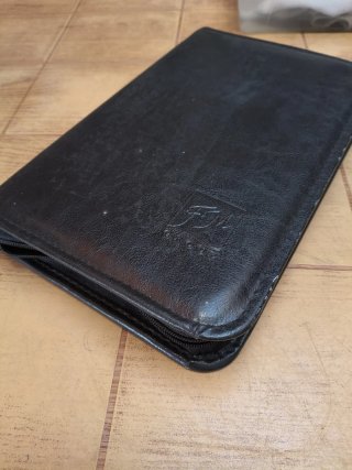 Estuche para 50 rotuladores y 50 lápices