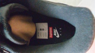 Nike Air Force 1 Supreme Negras