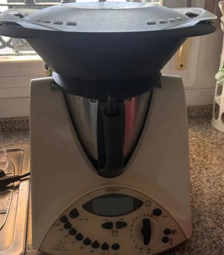 Thermomix como nueva con accesorios